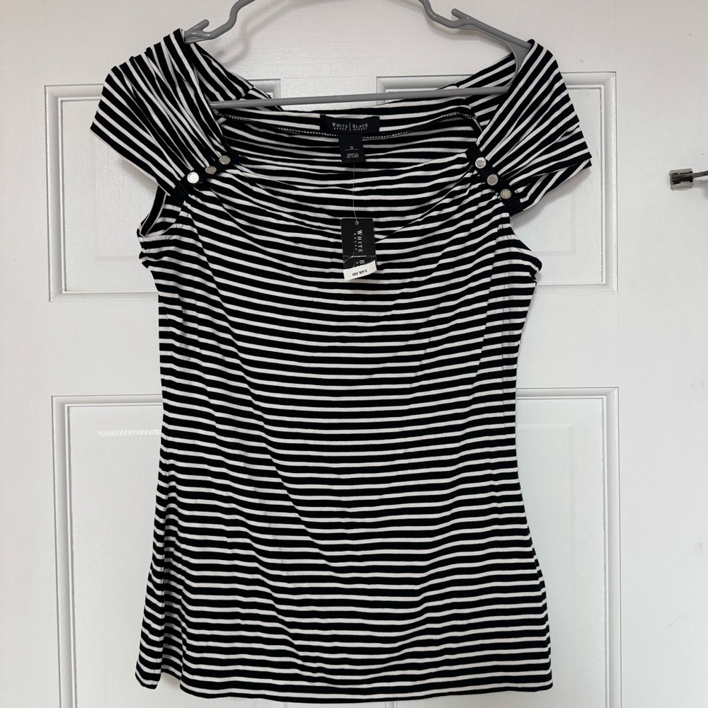 NWT! White House Black Market Black and White Striped Women's Top, smoke free